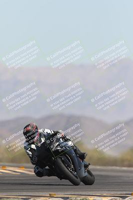 media/Oct-26-2025-Race Pace (Sun) [[c1447ca738]]/Non Verified (1st 20 Minutes of every Hour)/4-Turn 14 (1110am)/